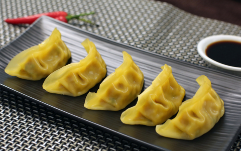 饺子 黄色
